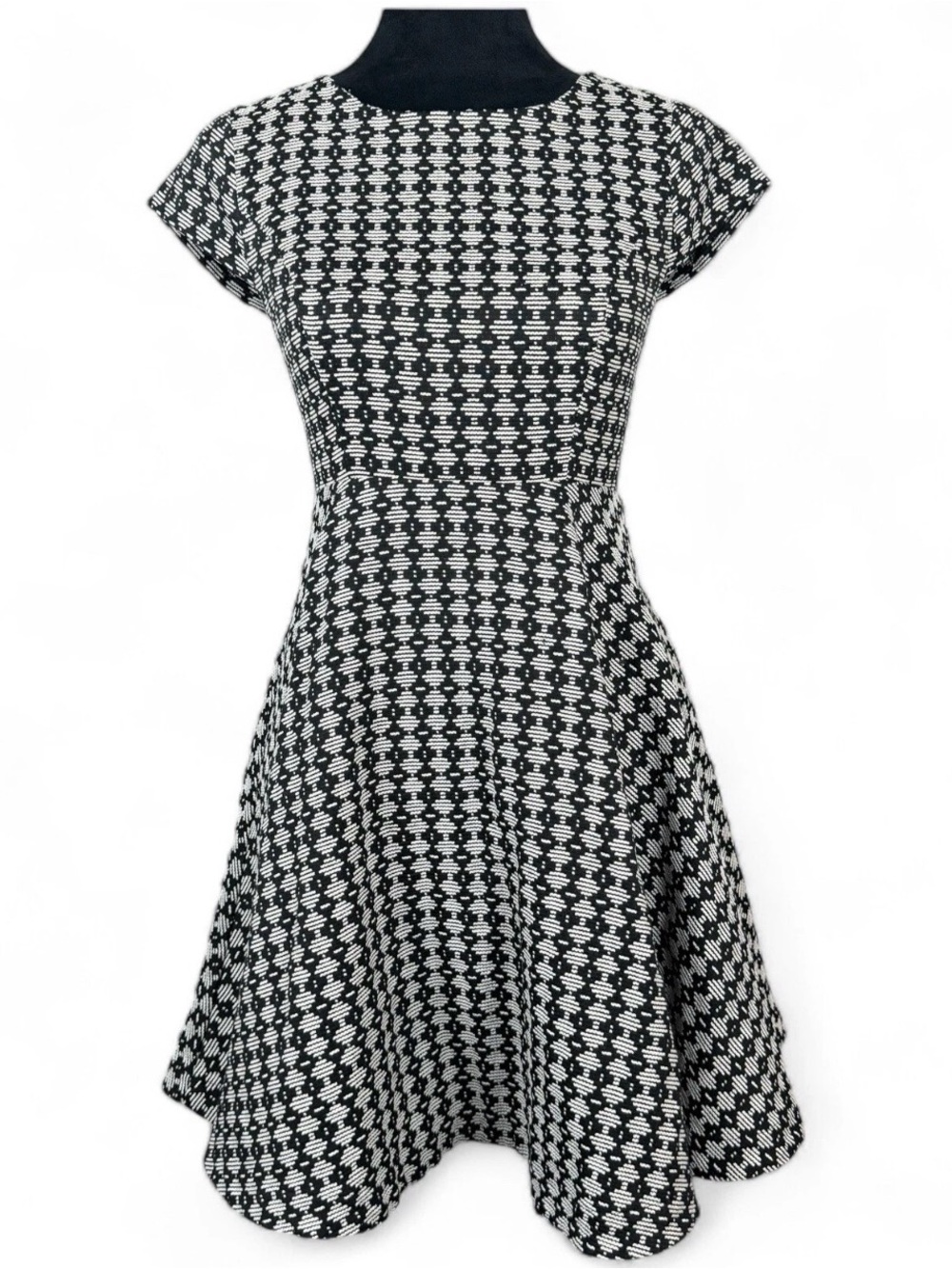 Maeve Anthropologie Mini Dress Womens 0 Black White Fit & Flare Lined Cap Sleeve